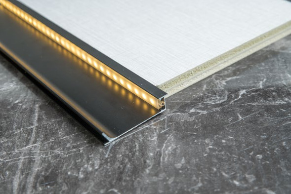 750 Light Strip Line: installation